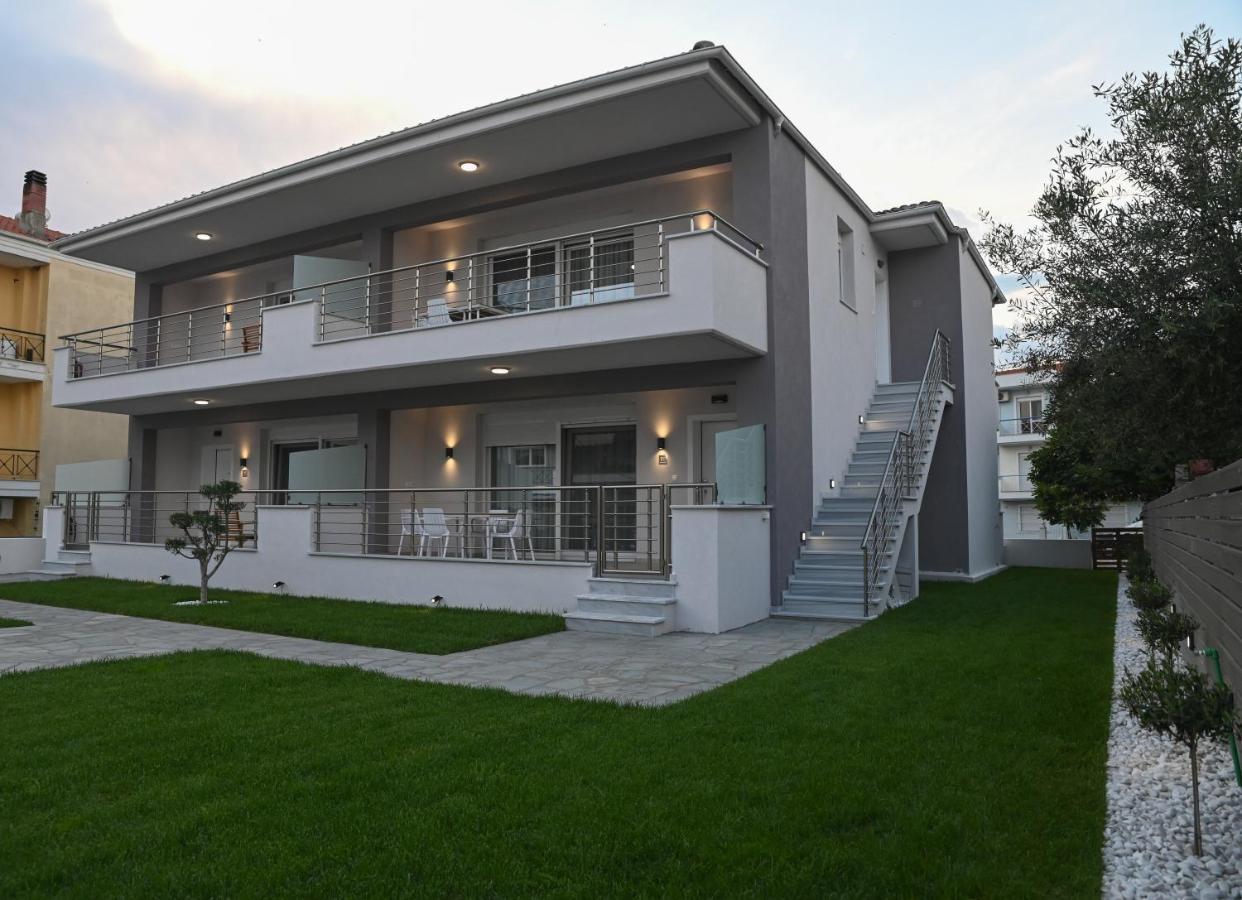 Faidra Apartments Néa Péramos Exterior foto