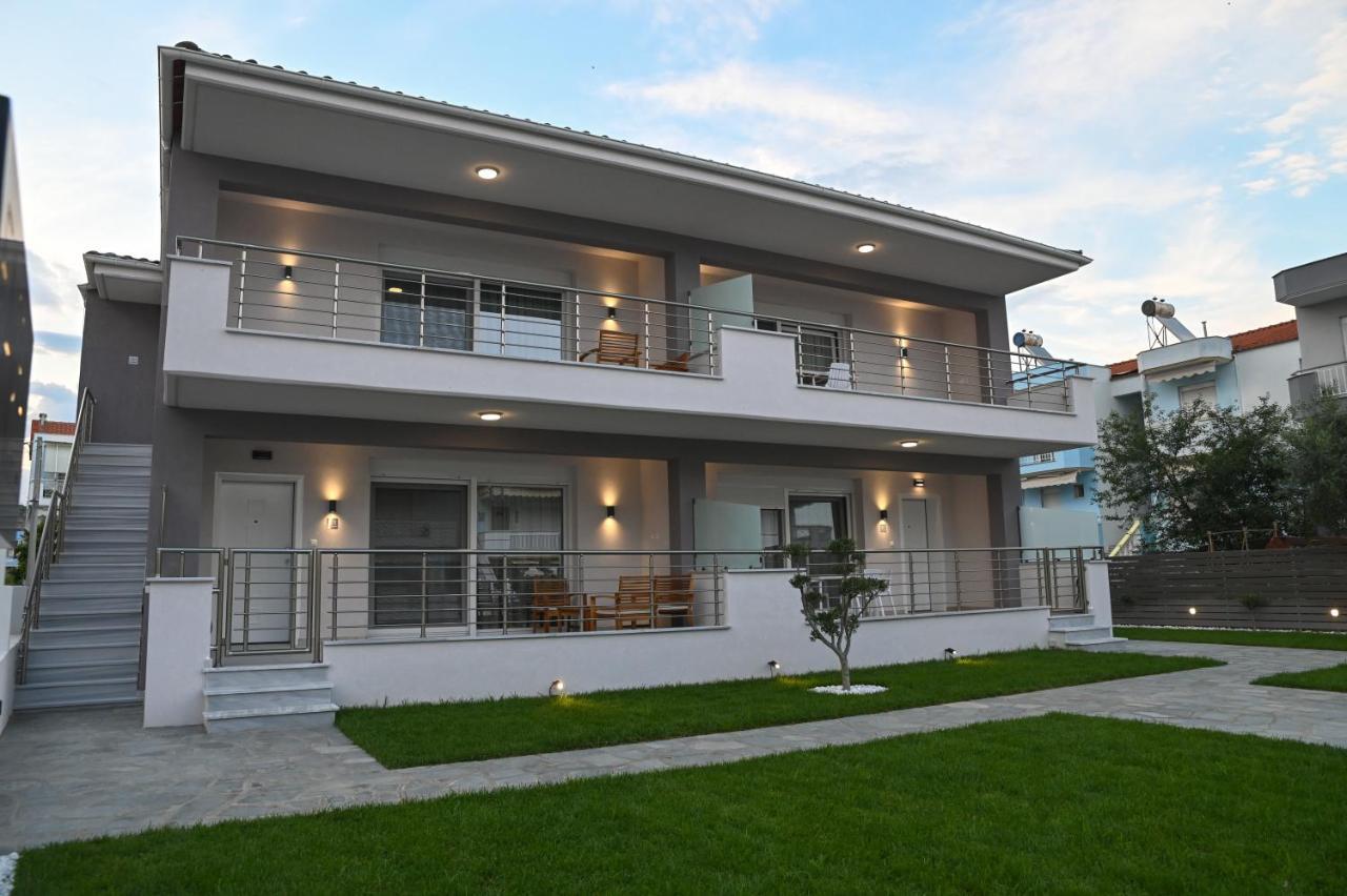 Faidra Apartments Néa Péramos Exterior foto