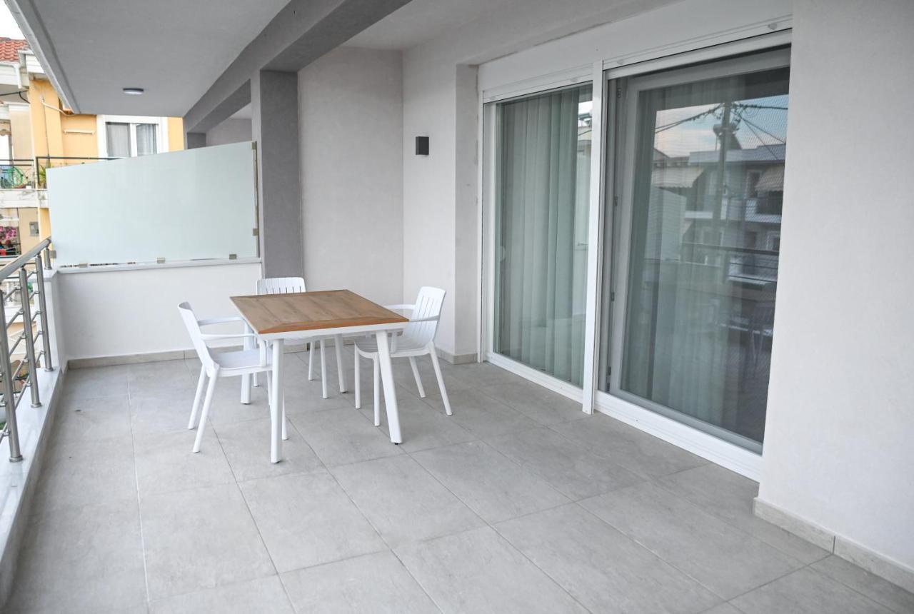 Faidra Apartments Néa Péramos Exterior foto