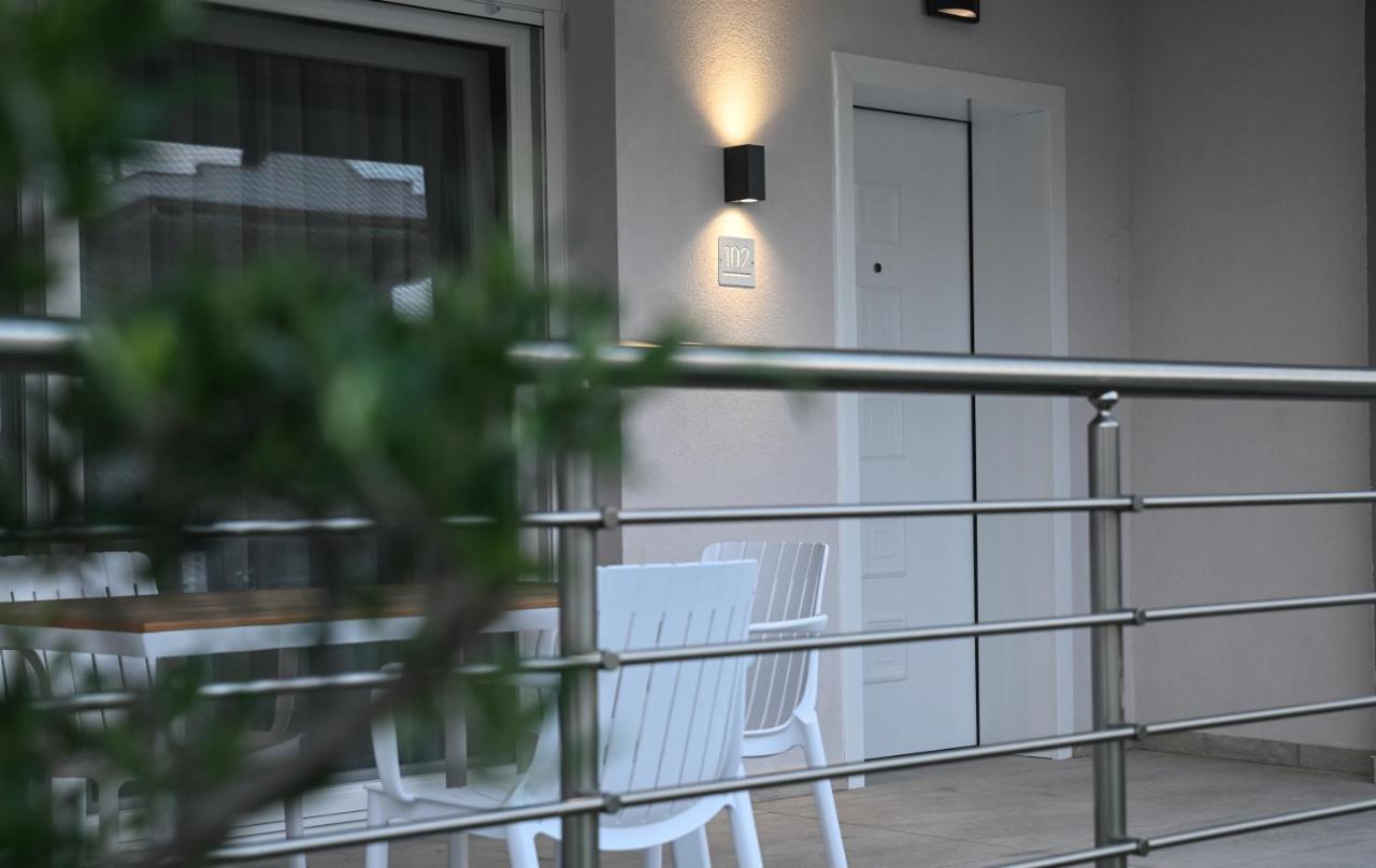 Faidra Apartments Néa Péramos Exterior foto