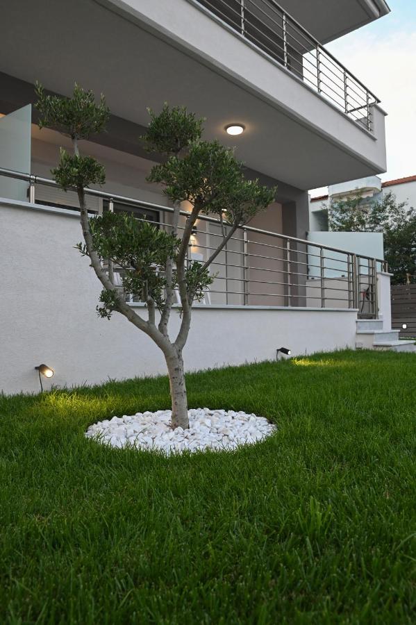 Faidra Apartments Néa Péramos Exterior foto